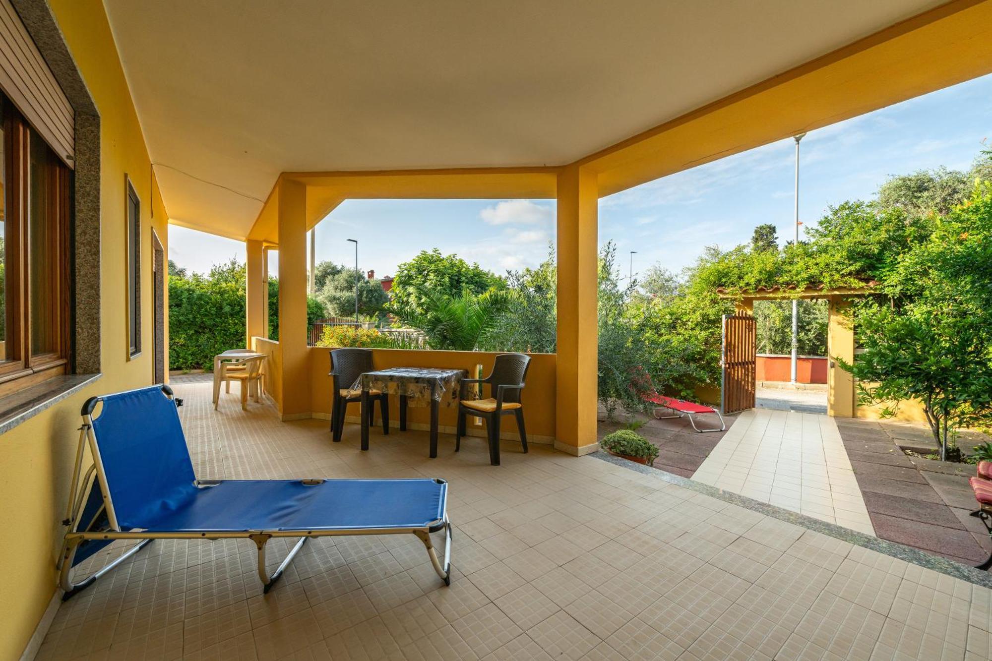 Casa Vacanze San Giovanni San Giovanni Suèrgiu Екстериор снимка